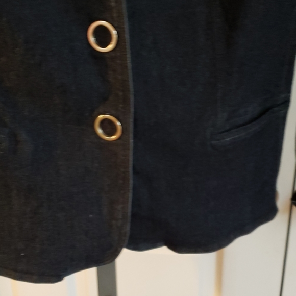 Jacket - Picture 2 of 5